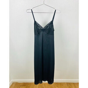 Vintage Vanity Fair Full Slip Womens 34 Black Lace Nylon Pinup Goth Fairy Grunge